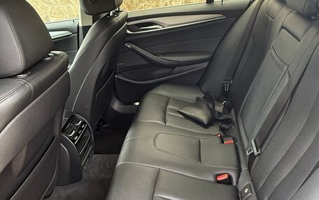 BMW 5 серия, 2018 год, 2 140 000 рублей, 13 фотография