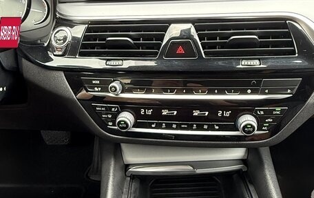 BMW 5 серия, 2018 год, 2 140 000 рублей, 14 фотография