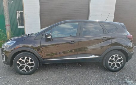 Renault Kaptur I рестайлинг, 2017 год, 1 550 000 рублей, 7 фотография