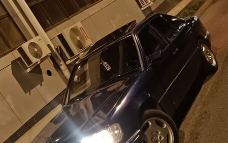 Mercedes-Benz E-Класс, 1994 год, 180 000 рублей, 5 фотография