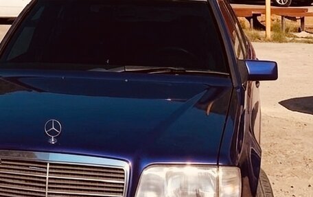 Mercedes-Benz E-Класс, 1994 год, 180 000 рублей, 7 фотография