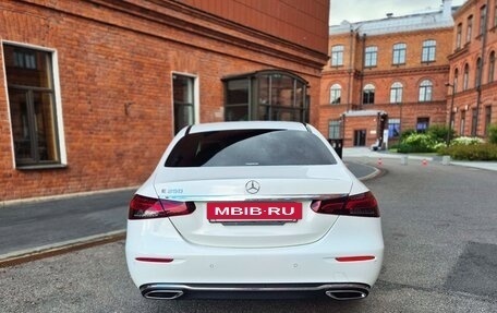 Mercedes-Benz E-Класс, 2021 год, 4 250 000 рублей, 7 фотография