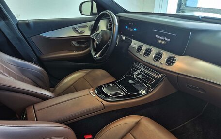 Mercedes-Benz E-Класс, 2021 год, 4 250 000 рублей, 14 фотография