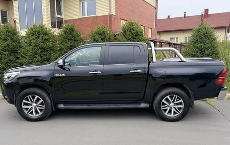 Toyota Hilux VIII, 2015 год, 2 850 000 рублей, 31 фотография