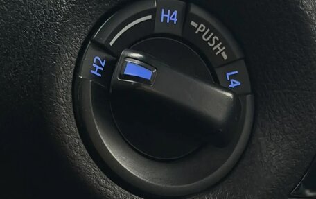 Toyota Hilux VIII, 2015 год, 2 850 000 рублей, 29 фотография