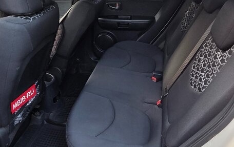 KIA Soul I рестайлинг, 2011 год, 990 000 рублей, 12 фотография