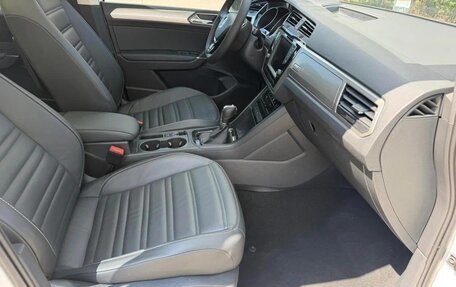 Volkswagen Touran III, 2023 год, 1 590 000 рублей, 15 фотография