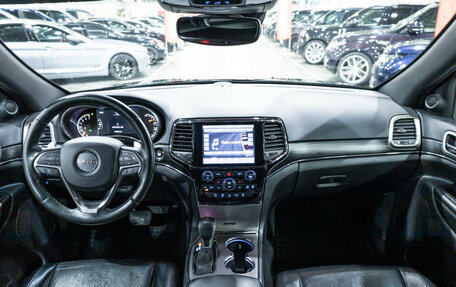 Jeep Grand Cherokee, 2019 год, 3 800 000 рублей, 14 фотография