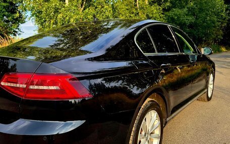 Volkswagen Passat B8 рестайлинг, 2018 год, 1 800 000 рублей, 11 фотография
