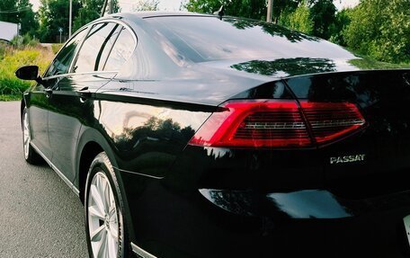 Volkswagen Passat B8 рестайлинг, 2018 год, 1 800 000 рублей, 4 фотография