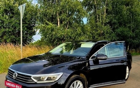 Volkswagen Passat B8 рестайлинг, 2018 год, 1 800 000 рублей, 6 фотография