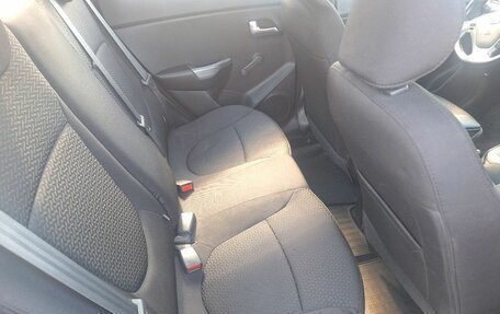 KIA Rio III рестайлинг, 2015 год, 649 000 рублей, 14 фотография