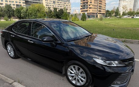 Toyota Camry, 2019 год, 2 750 000 рублей, 5 фотография