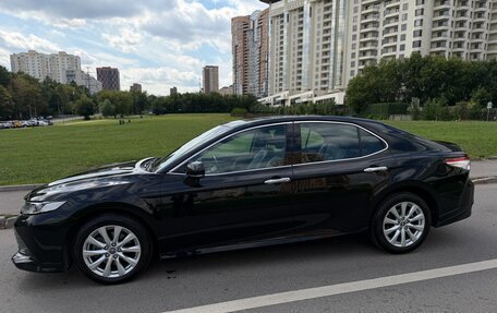 Toyota Camry, 2019 год, 2 750 000 рублей, 3 фотография