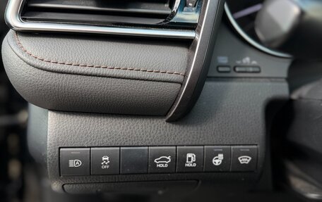 Toyota Camry, 2019 год, 2 750 000 рублей, 10 фотография