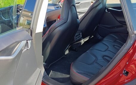 Tesla Model S I, 2014 год, 2 200 000 рублей, 10 фотография