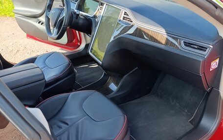 Tesla Model S I, 2014 год, 2 200 000 рублей, 12 фотография