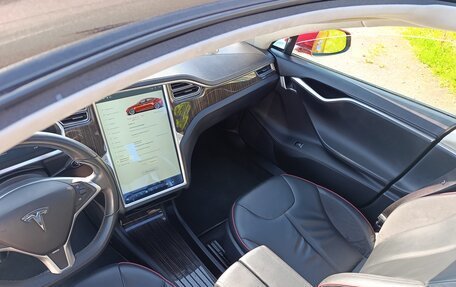 Tesla Model S I, 2014 год, 2 200 000 рублей, 14 фотография