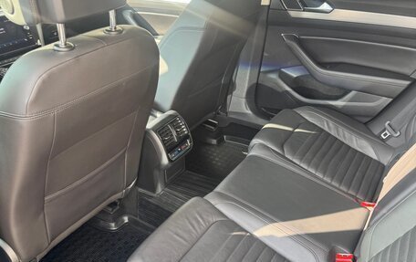 Volkswagen Passat B8 рестайлинг, 2019 год, 2 600 000 рублей, 11 фотография