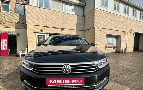 Volkswagen Passat B8 рестайлинг, 2019 год, 2 600 000 рублей, 7 фотография