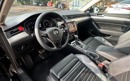 Volkswagen Passat B8 рестайлинг, 2019 год, 2 600 000 рублей, 10 фотография