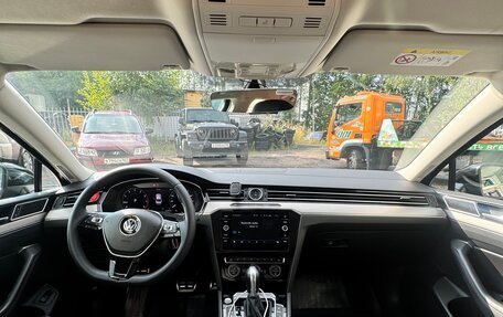 Volkswagen Passat B8 рестайлинг, 2019 год, 2 600 000 рублей, 12 фотография