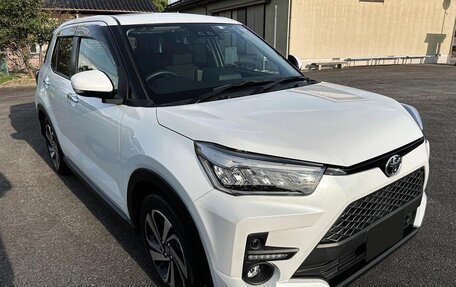 Toyota Raize I, 2023 год, 1 350 000 рублей, 3 фотография