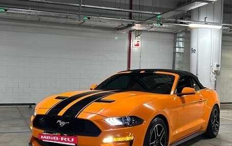 Ford Mustang VI рестайлинг, 2020 год, 3 850 000 рублей, 2 фотография