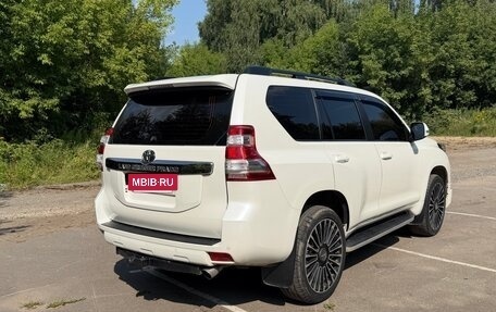 Toyota Land Cruiser Prado 150 рестайлинг 2, 2014 год, 3 350 000 рублей, 7 фотография