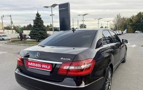 Mercedes-Benz E-Класс, 2010 год, 1 400 000 рублей, 3 фотография