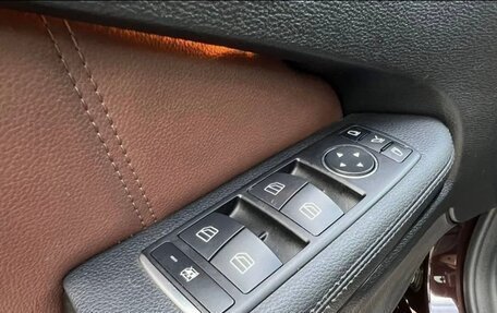 Mercedes-Benz E-Класс, 2010 год, 1 400 000 рублей, 10 фотография