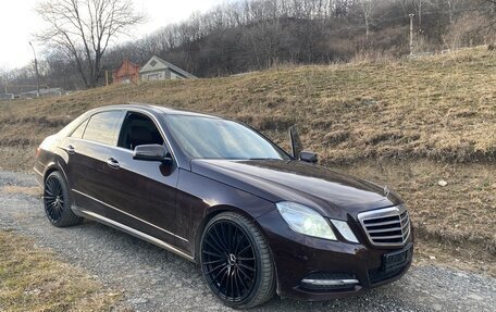 Mercedes-Benz E-Класс, 2010 год, 1 400 000 рублей, 17 фотография