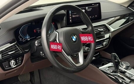 BMW 5 серия, 2021 год, 2 650 000 рублей, 7 фотография