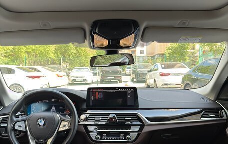 BMW 5 серия, 2021 год, 2 650 000 рублей, 9 фотография