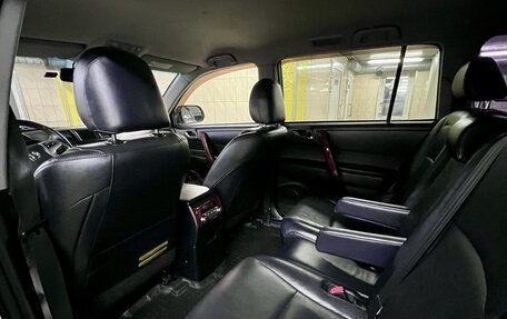 Toyota Highlander III, 2011 год, 1 790 000 рублей, 23 фотография
