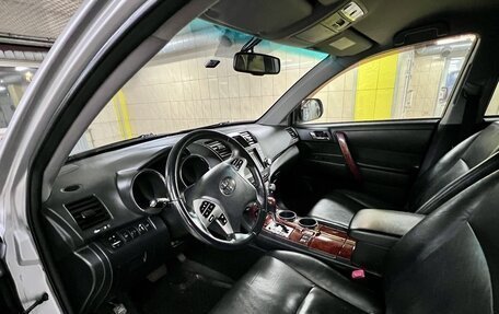 Toyota Highlander III, 2011 год, 1 790 000 рублей, 22 фотография