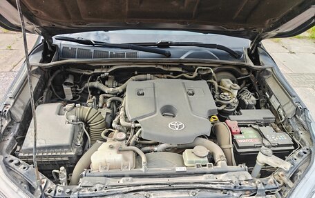 Toyota Hilux VIII, 2018 год, 3 450 000 рублей, 15 фотография