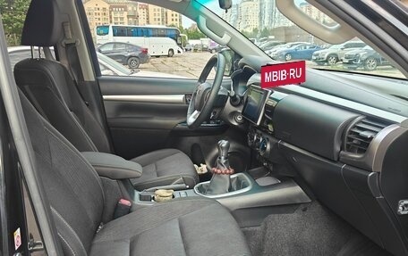 Toyota Hilux VIII, 2018 год, 3 450 000 рублей, 9 фотография