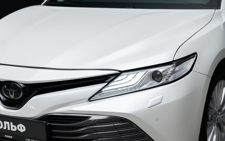 Toyota Camry, 2018 год, 2 450 000 рублей, 10 фотография
