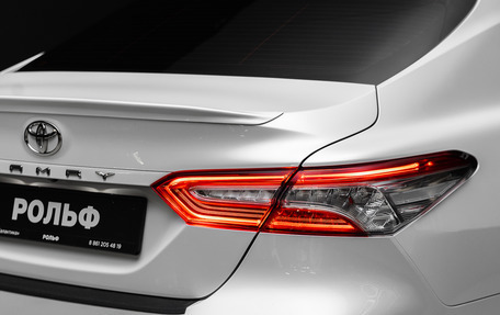 Toyota Camry, 2018 год, 2 450 000 рублей, 9 фотография