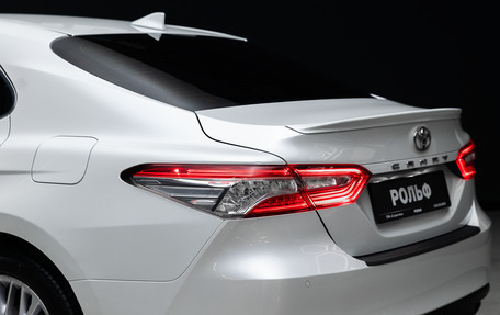 Toyota Camry, 2018 год, 2 450 000 рублей, 8 фотография