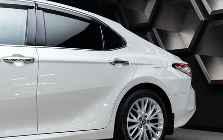 Toyota Camry, 2018 год, 2 450 000 рублей, 12 фотография