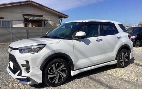 Toyota Raize I, 2023 год, 1 125 001 рублей, 7 фотография