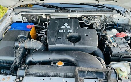 Mitsubishi Pajero IV, 2012 год, 1 850 000 рублей, 4 фотография