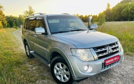 Mitsubishi Pajero IV, 2012 год, 1 850 000 рублей, 1 фотография