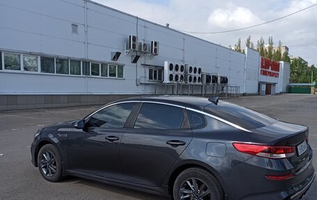 KIA Optima IV, 2019 год, 1 950 000 рублей, 2 фотография