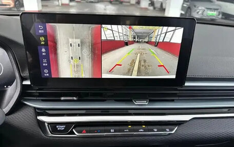 Geely Emgrand, 2023 год, 875 001 рублей, 10 фотография