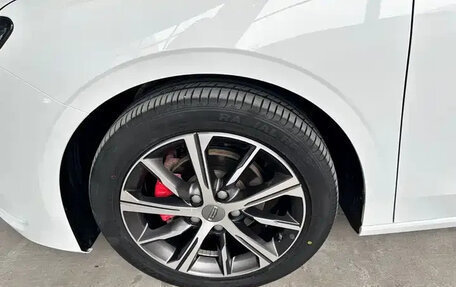 Geely Emgrand, 2023 год, 875 001 рублей, 15 фотография