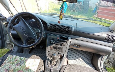 Audi A4, 1996 год, 200 000 рублей, 4 фотография