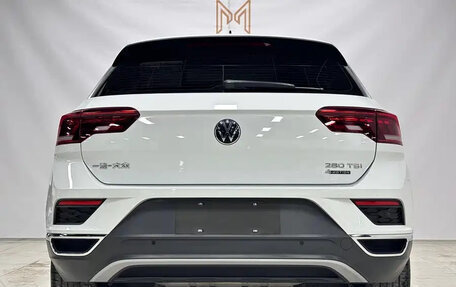 Volkswagen T-Roc I, 2022 год, 2 387 020 рублей, 7 фотография